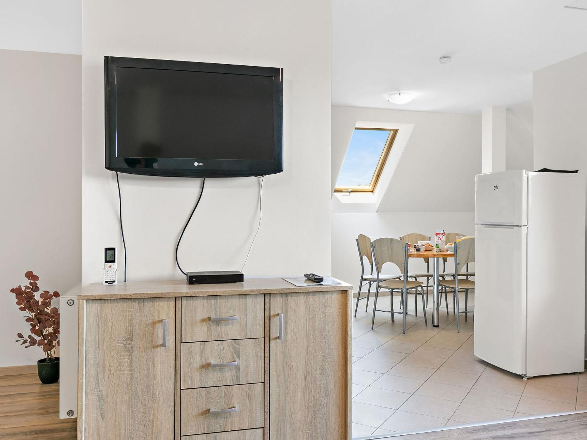 Apartment Beate - Bac121 By Interhome บาดัคชอยโตมาย ภายนอก รูปภาพ