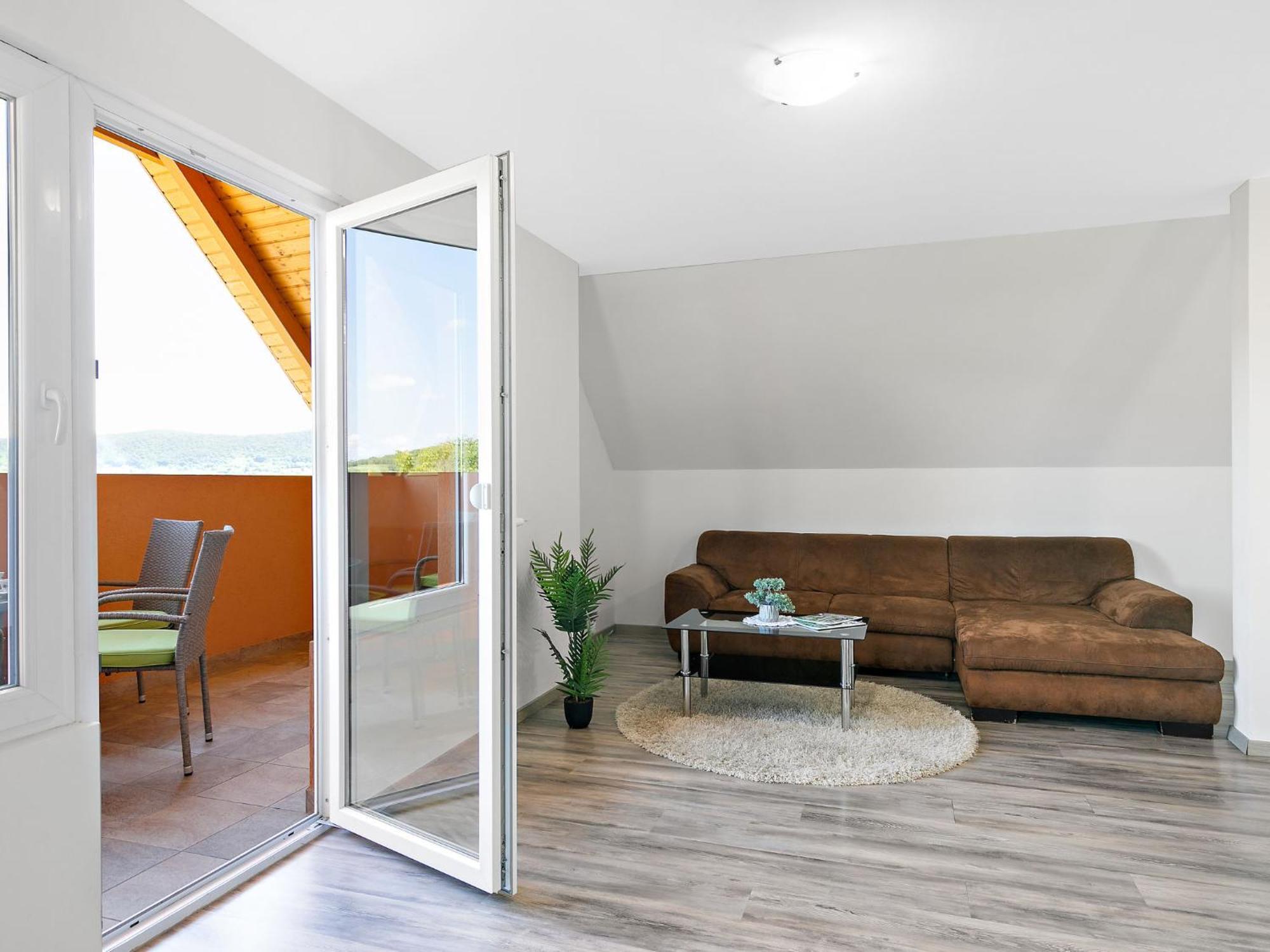 Apartment Beate - Bac121 By Interhome บาดัคชอยโตมาย ภายนอก รูปภาพ